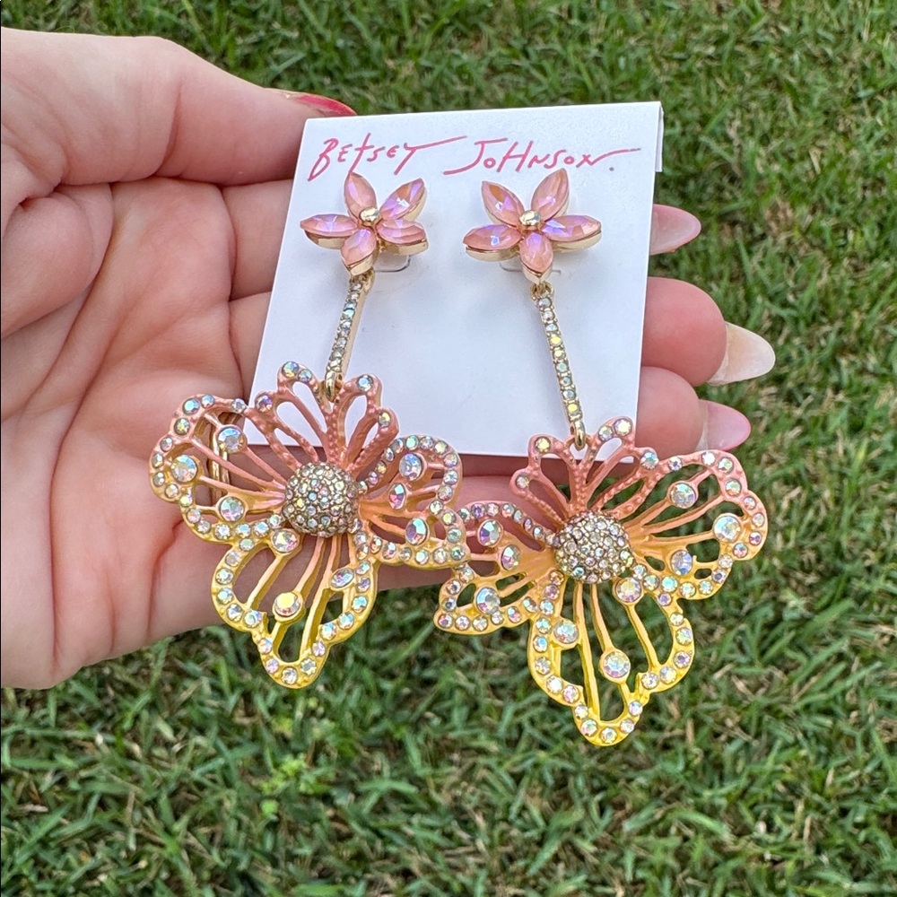 Betsey Johnson Garden Glam Openwork Flower Drop Earrings - Picture 3 of 4